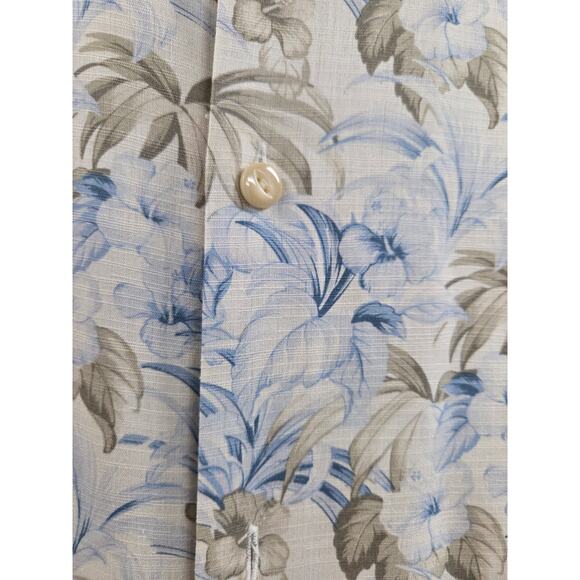 Tommy Bahama Aloha; Hawaiian; Tropical Shirt SS; Lt. Blue Floral. Sz L - Picture 4 of 7
